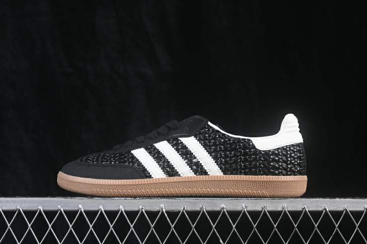Picture of Adidas Samba _SKUfw24481942185640737fw